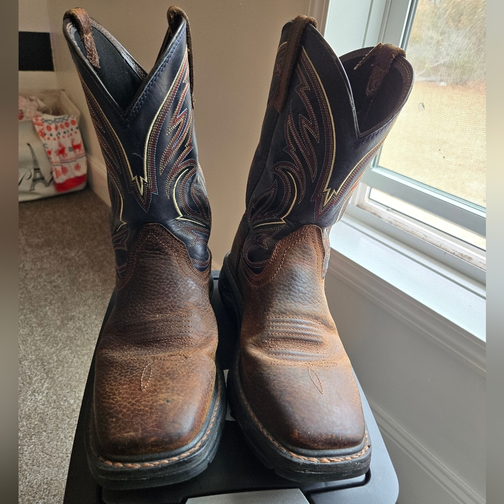 WOMEN'S Ariat Work Boots
